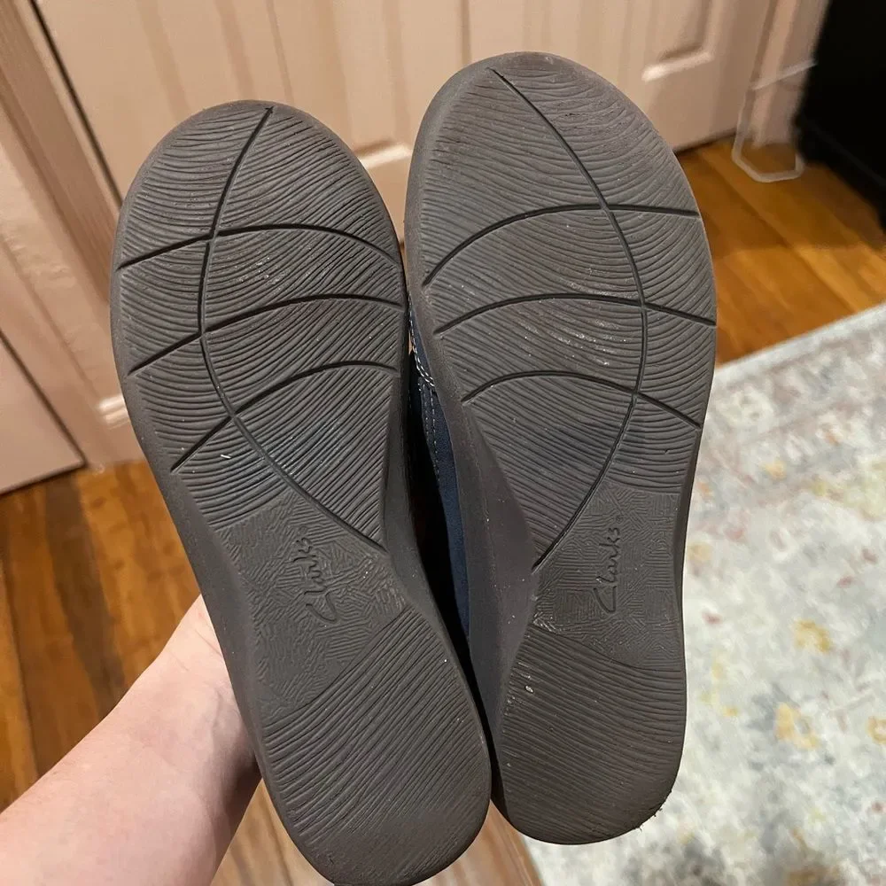 Cloudsteppers by Clarks gently used